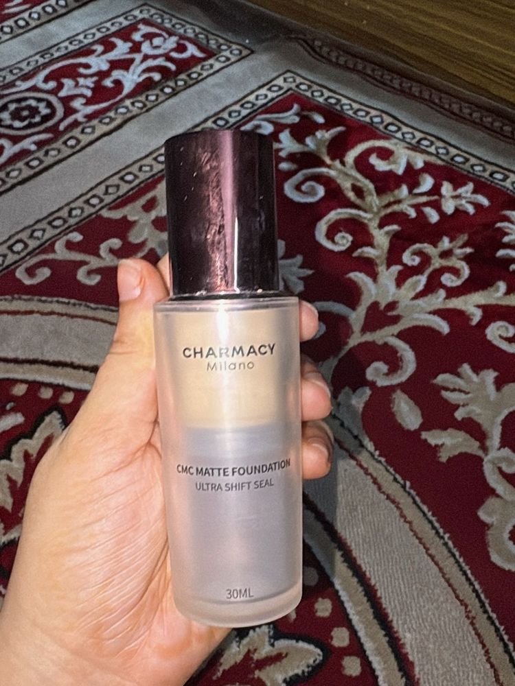 CHARMACY Milano Matte Foundation