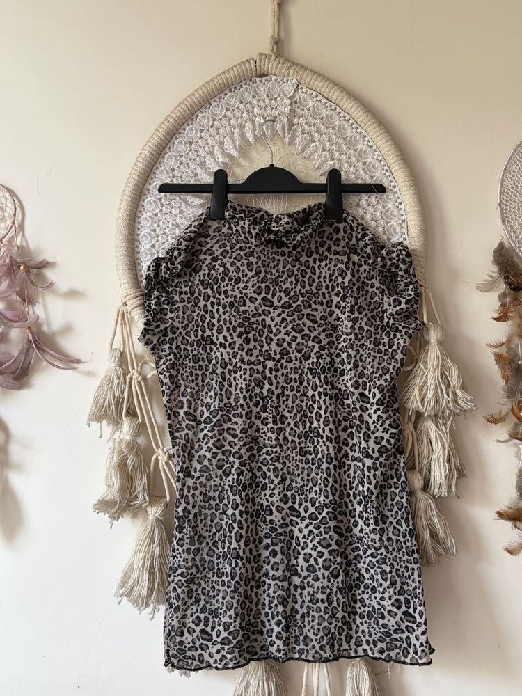 Leopard Print Mesh Top