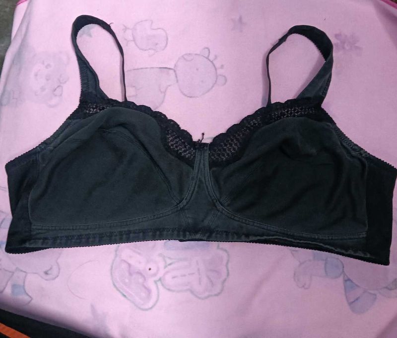 Comfortable 🅰️Black Bra