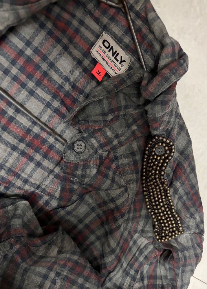 ONLY Plaid Button-Up Shirt