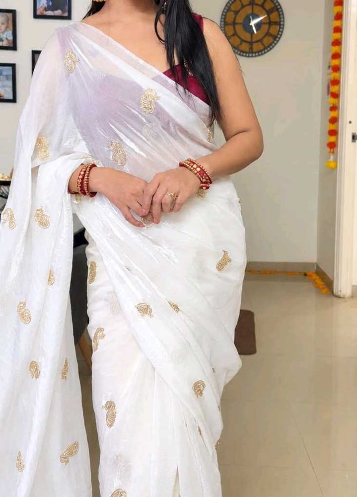 Elegant White Saree with stiched blouse