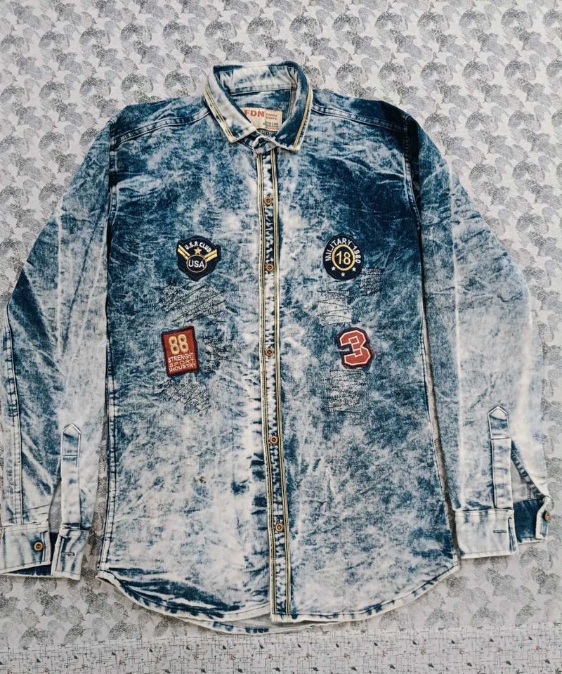 Mens denim shirt with free gift.