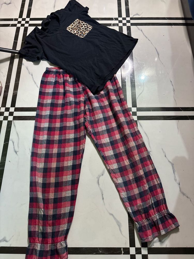 Cozy Plaid Pajama Set with Leopard Pocket