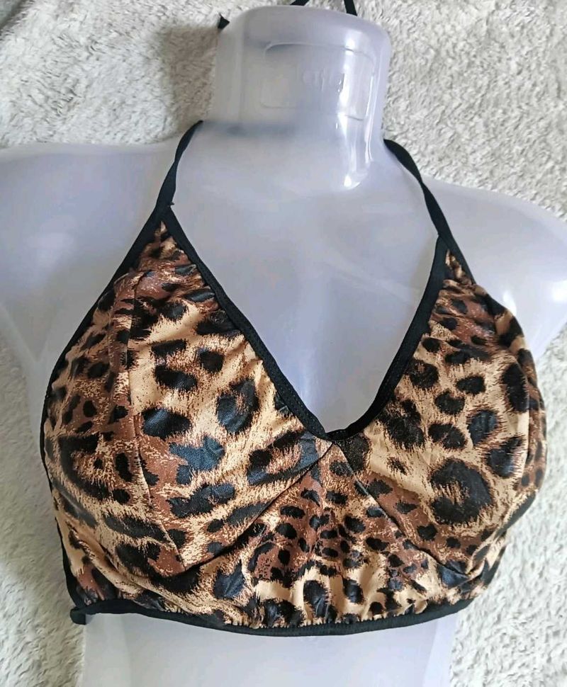 36 D Hot Look 💙
