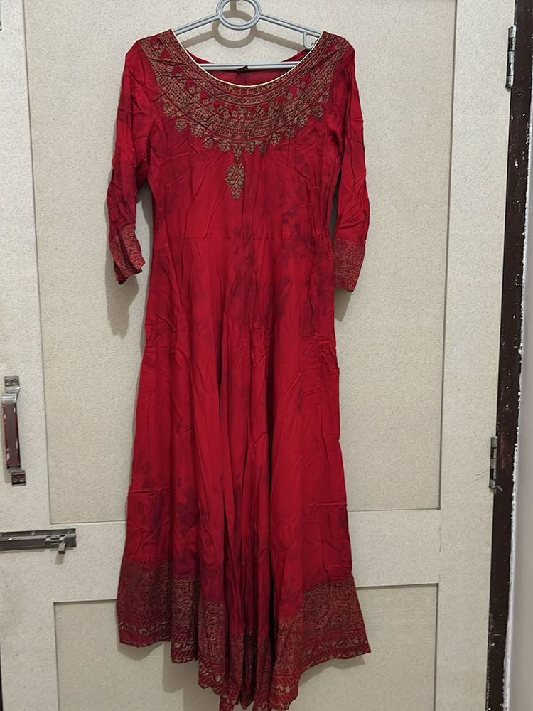Red Embroidered Kurta With Dupatta