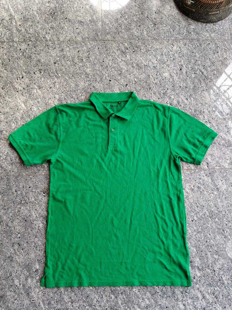 Green Polo Shirt - Classic Style