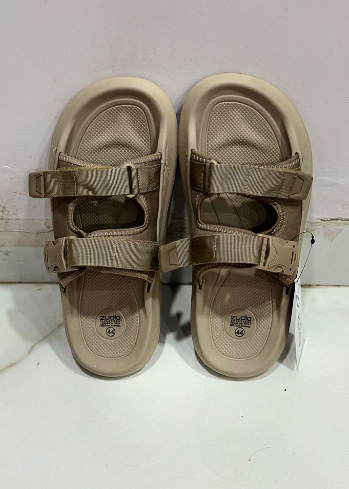 Comfortable Beige Sandals