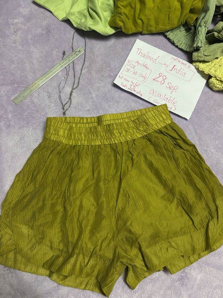 high waist Olive Green Textured Shorts24-28
