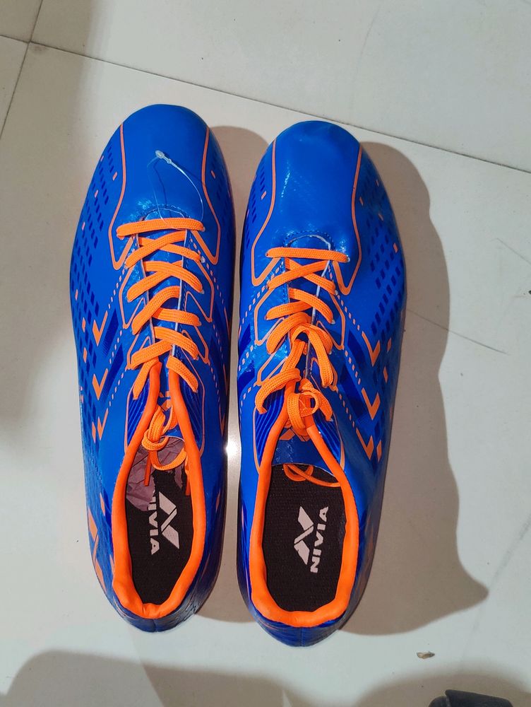 Nivia Mens Football Shoes. Unused. No Coins.