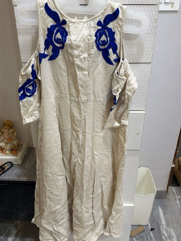 Embroidered Cold Shoulder Kurta