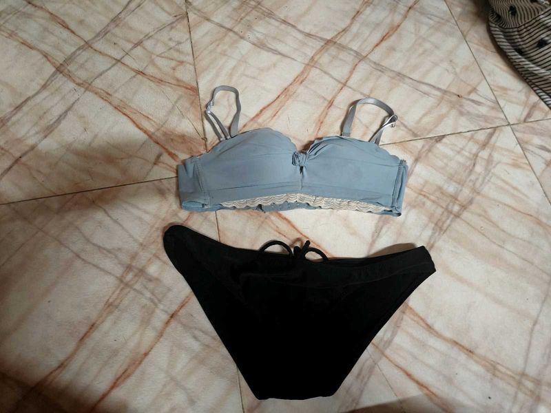 Blue Padded Bra &amp; Black Bikini Set