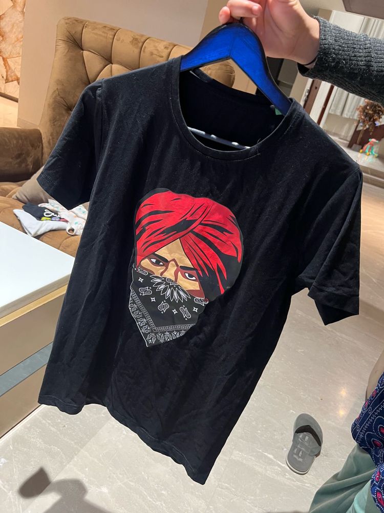 Stylish Graphic Print T-Shirt for Men