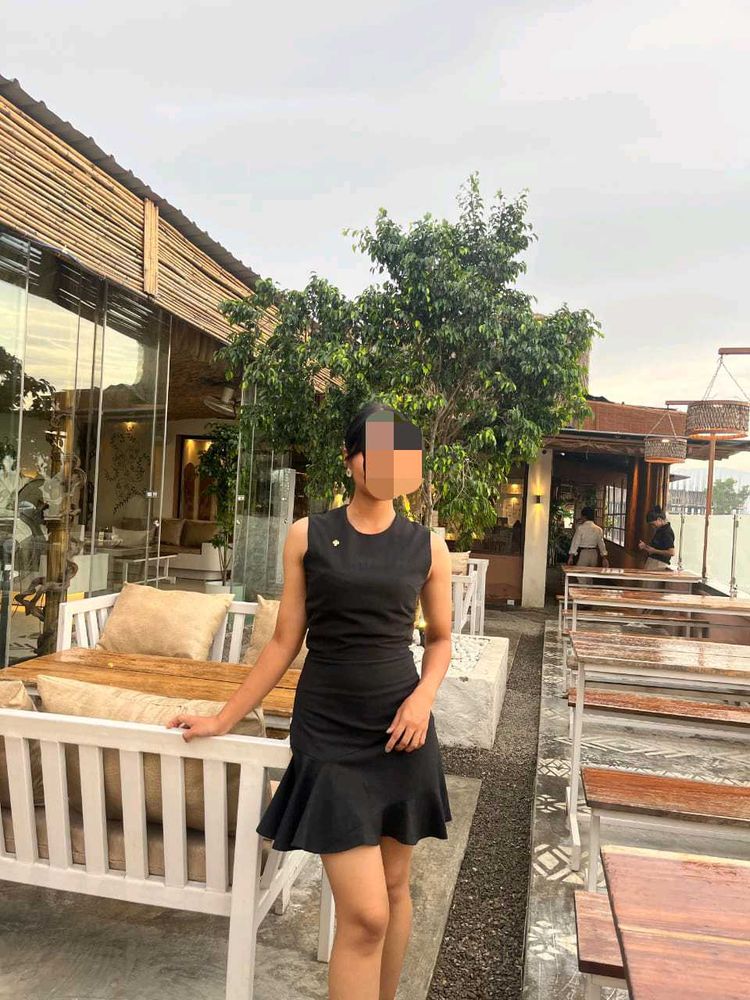 Classic Black Sleeveless Dress