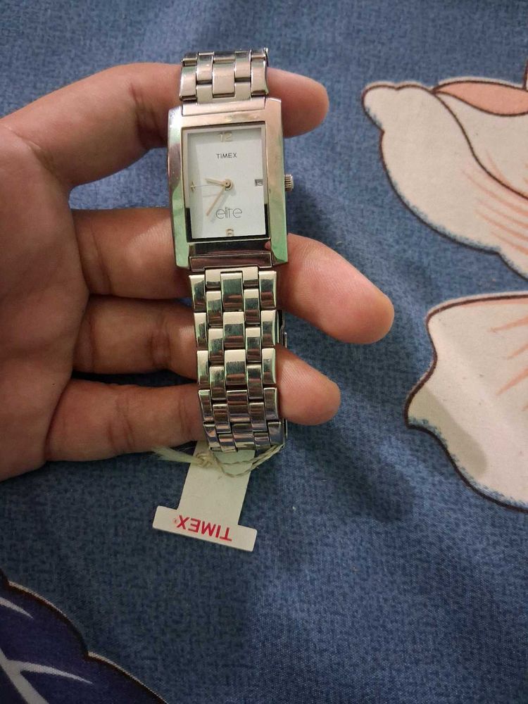 Timex Etre Watch