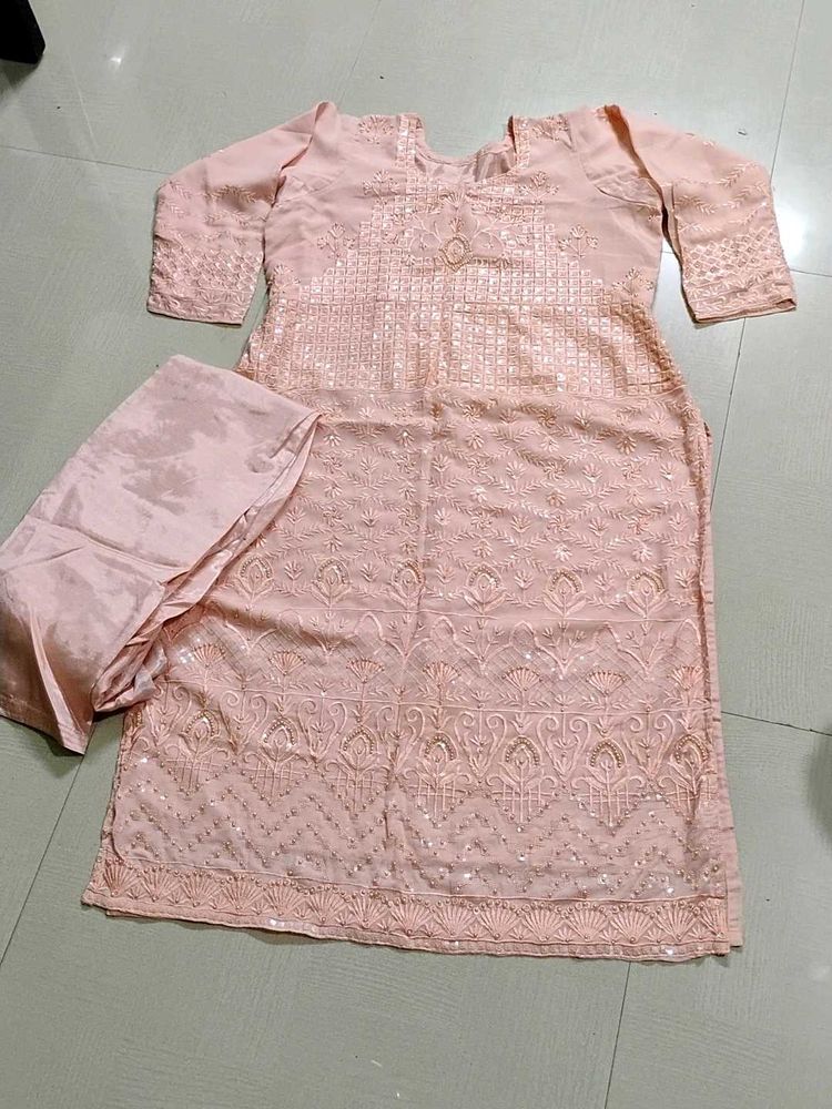 Peach Embroidered Kurta Set💖