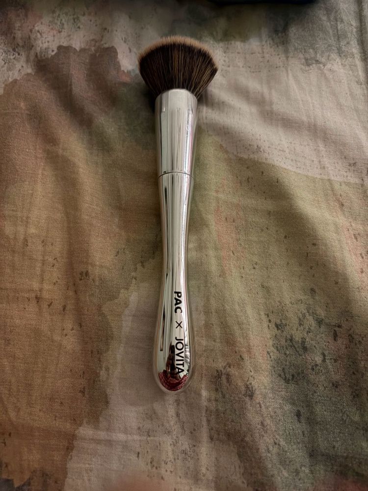 PAC x Jovita Makeup Brush