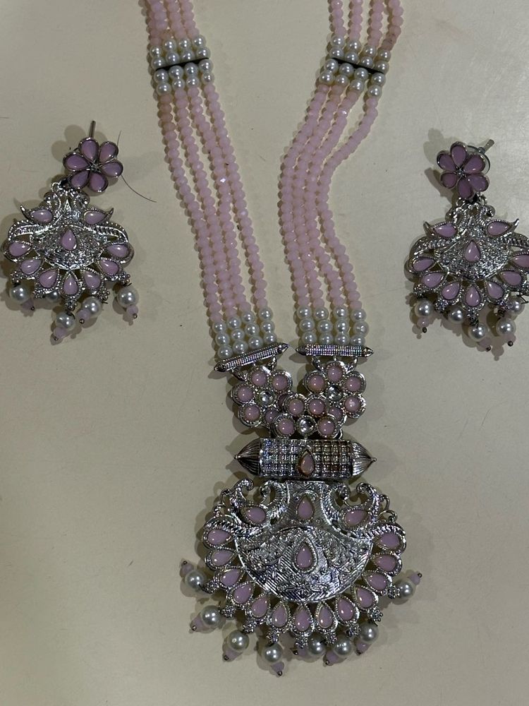 Stunning Pink &amp; Silver Necklace Set