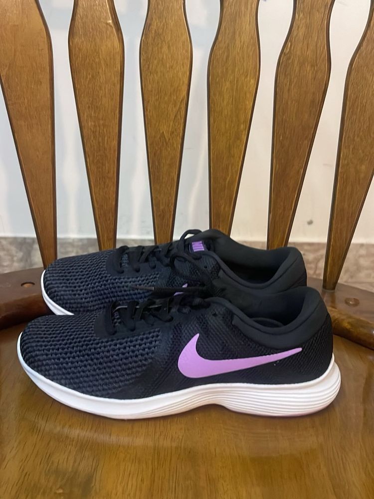 Nike Revolution 4 Women's Running Shoes