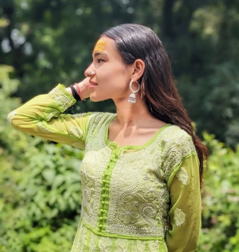 Elegant Green Embroidered Kurta