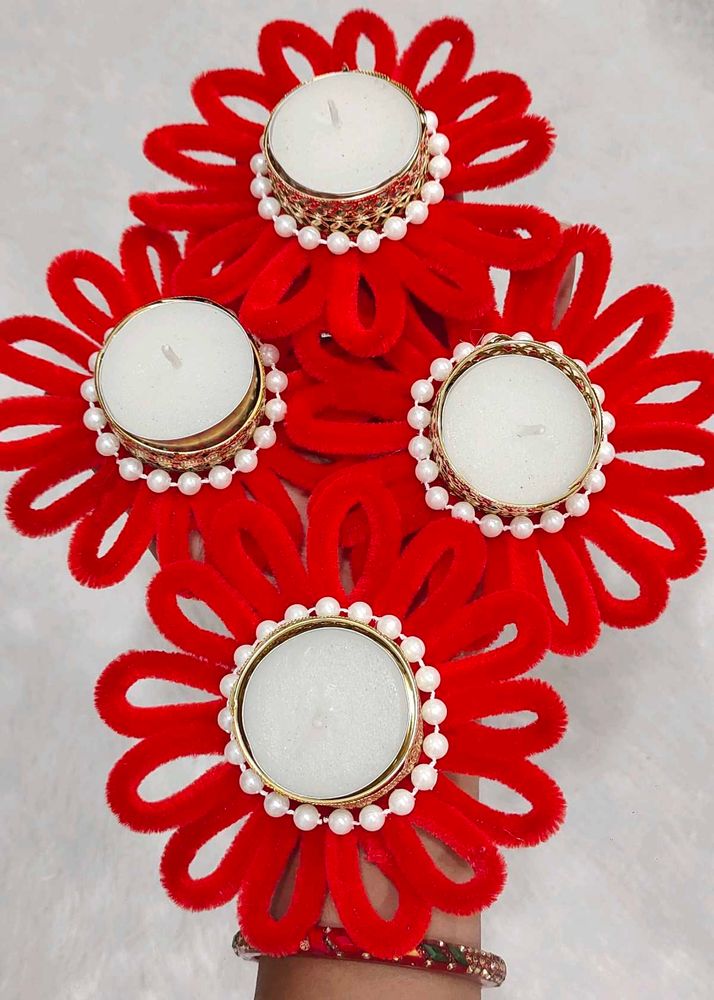 Set of 4 Red Floral Tealight Holders