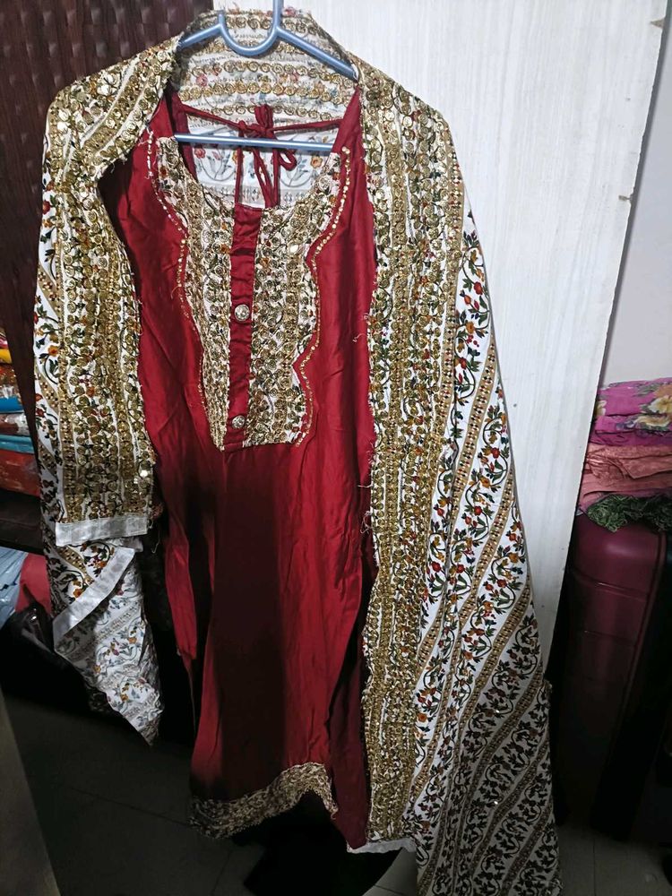 Elegant Maroon Kurta with Dupatta