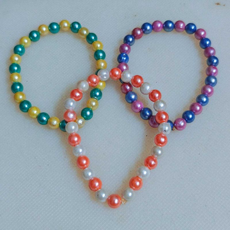 🆕 Charming Pearl Bracelets