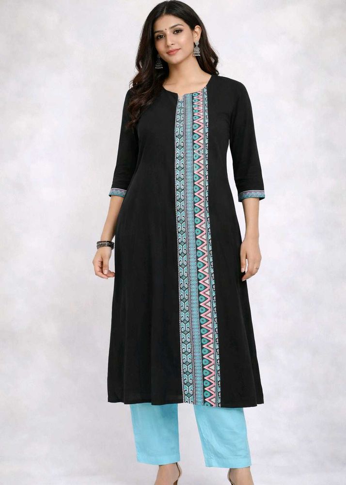 Elegant Black Kurta with Geometric Detail