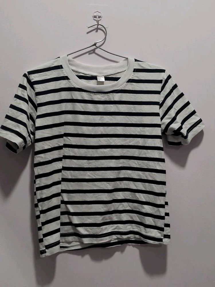 Striped Round Neck T-Shirt