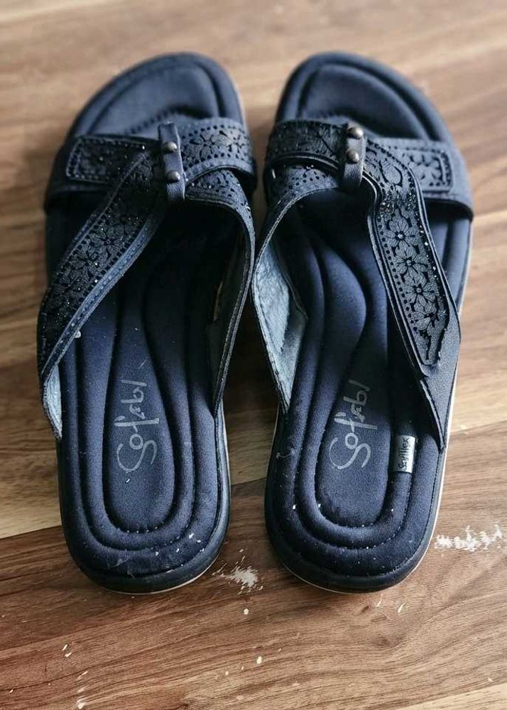 Comfortable Navy Blue Sandals