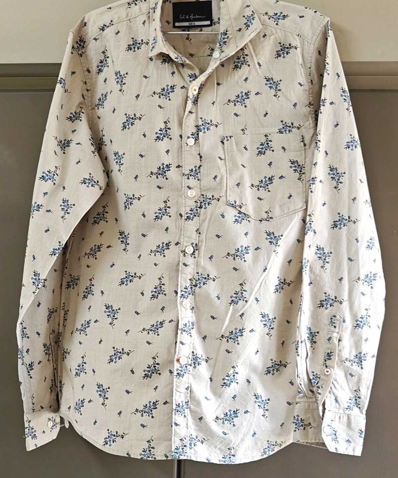 Men's Floral Print Button-Down Shirt