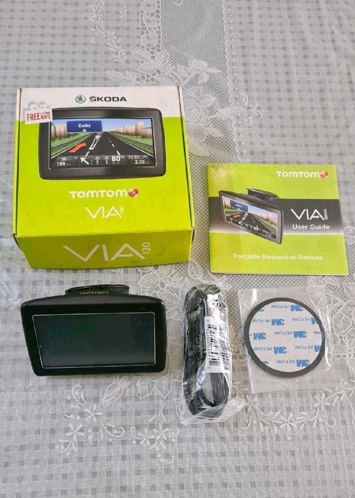 TomTom VIA 120 GPS Navigator