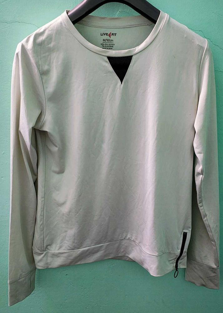 Live Fit Casual Long Sleeve T-Shirt