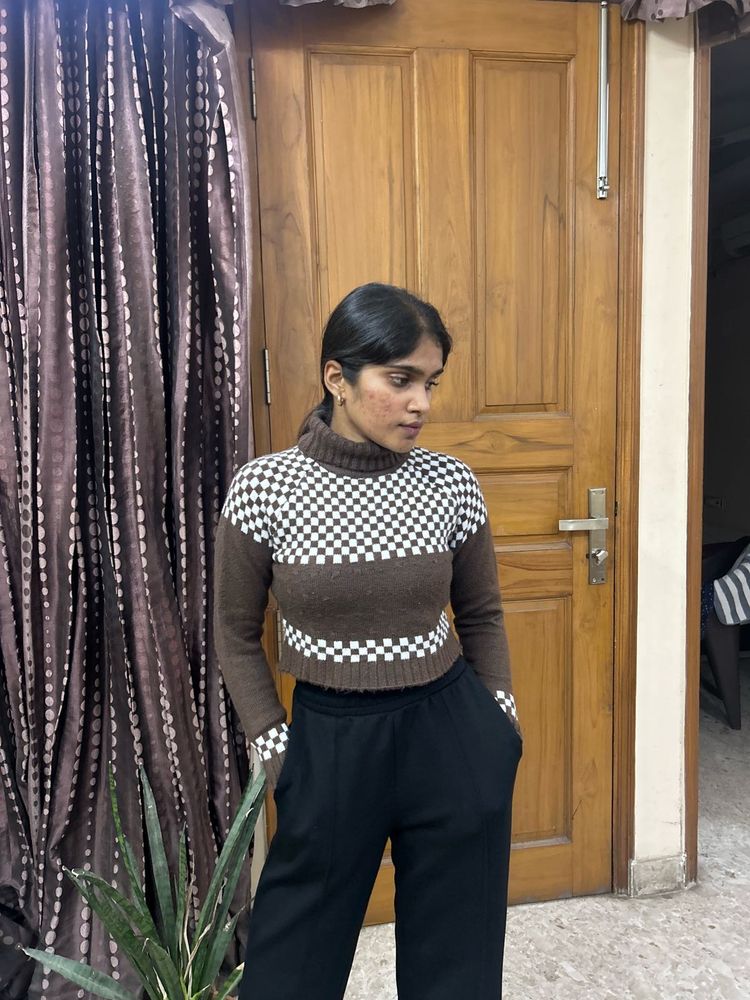 Checkerboard Turtleneck Crop Sweater