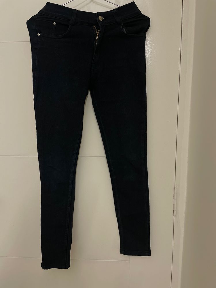 Skinny Jeans Black Colour