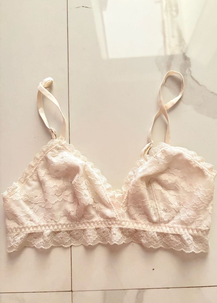 Lace Bralette - Comfortable &amp; Stylish