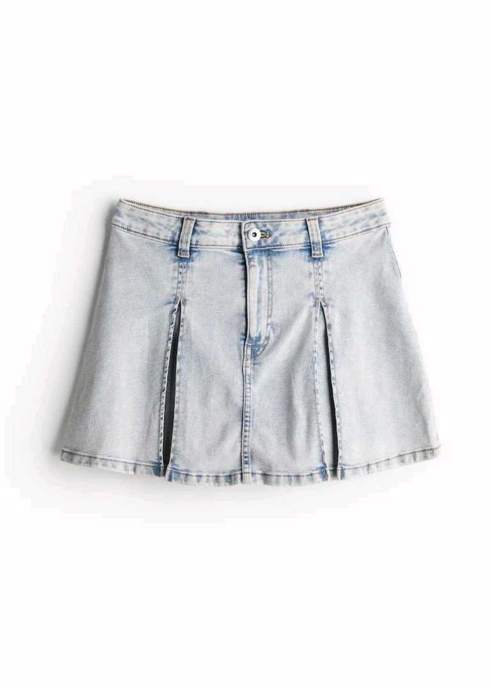 H&amp;M Mini Denim Skirt (New)