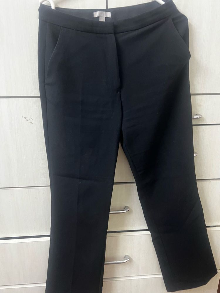 H&amp;M Black Trousers - Classic Style