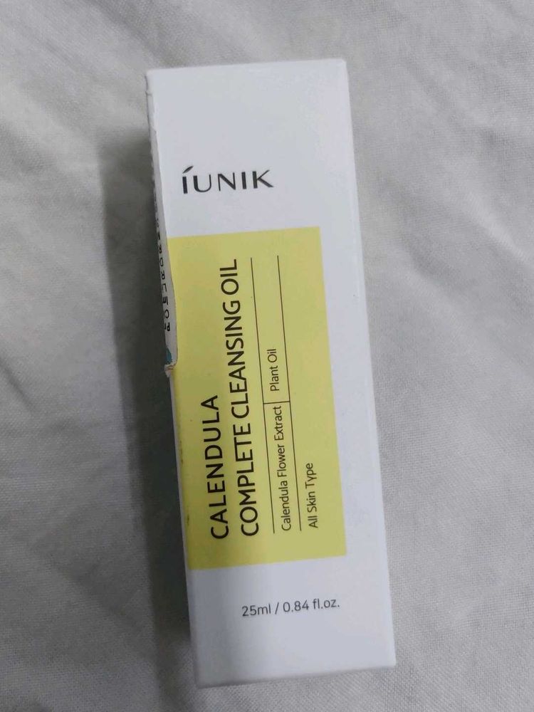 IUNIK Calendula Complete Cleansing Oil