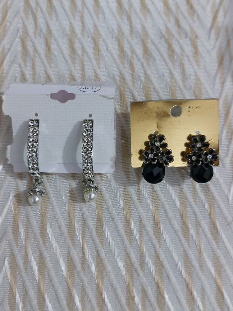 Twp pairs of earings just like new
