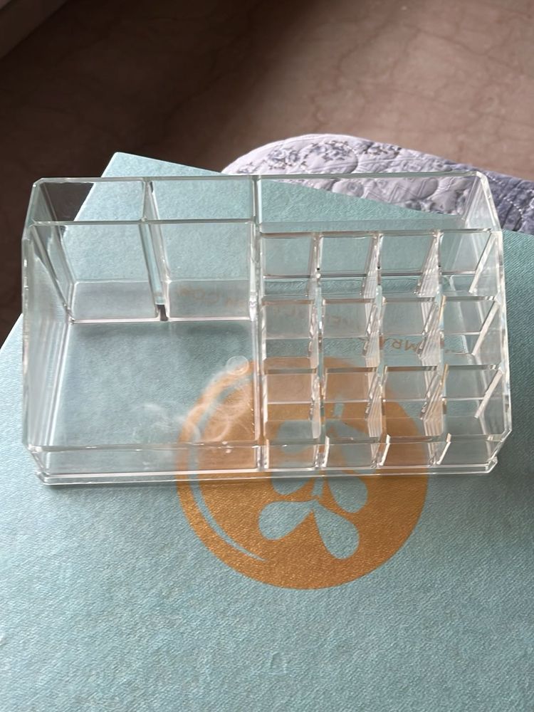 Clear Acrylic Makeup Organizer