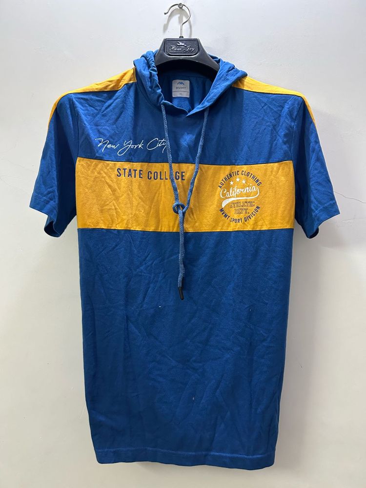 Blue &amp; Yellow Graphic Print Tee