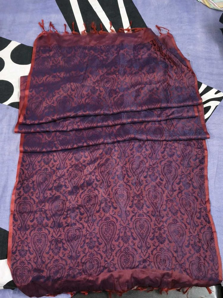 Elegant Paisley Dupatta