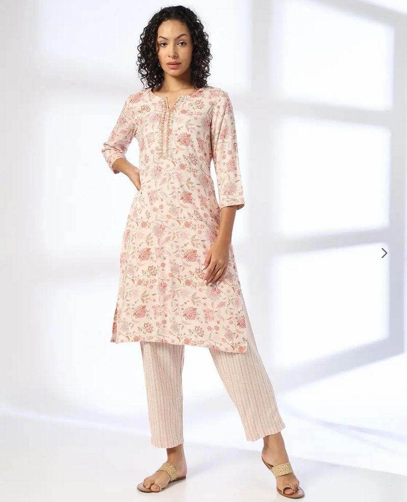 floral print Avaasa mix n match kurta and pant set