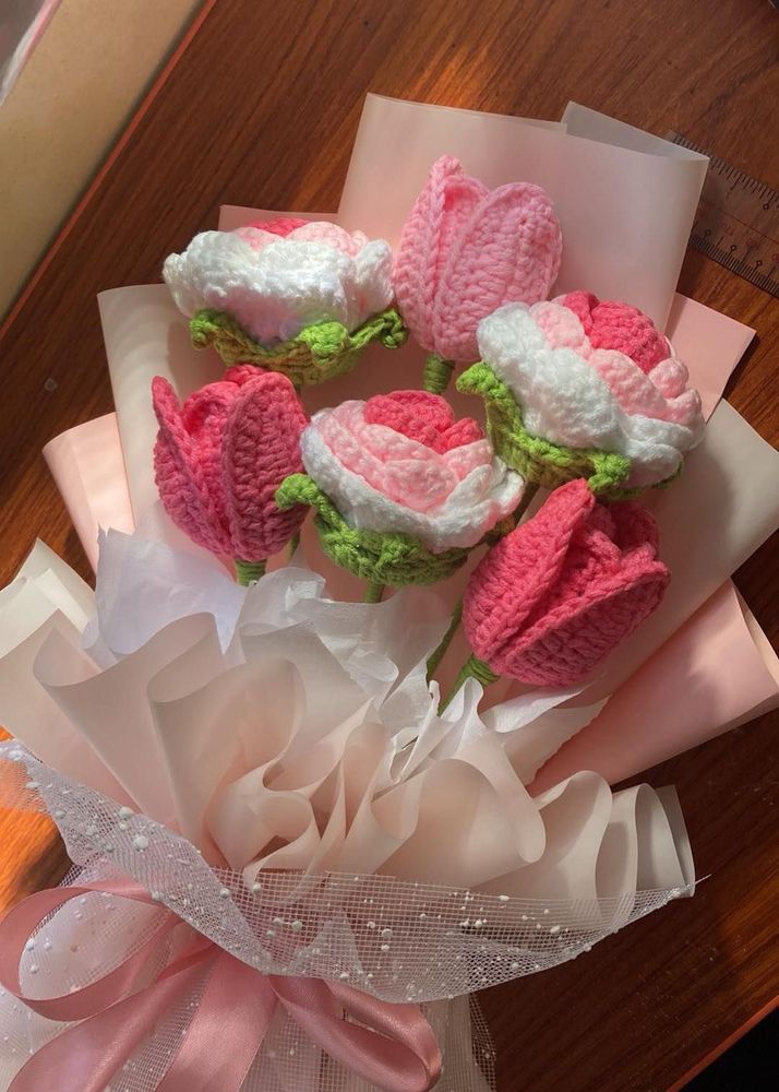 Crocheted Flower Bouquet