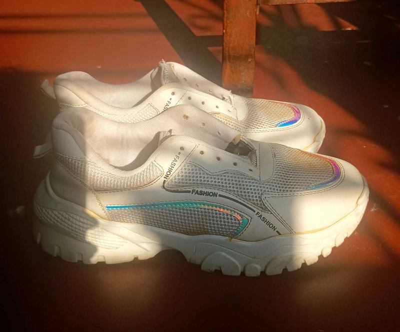 Women's Chunky white Sneakers holographic