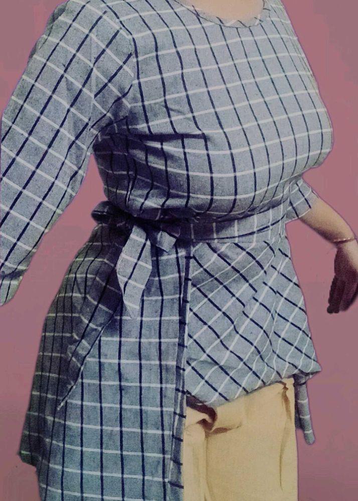 Checked Tie-Waist Tunic Top