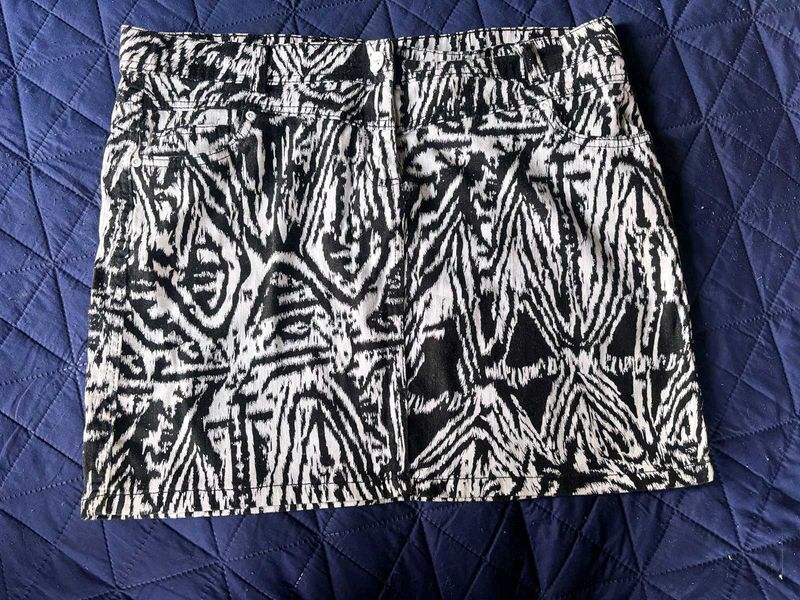 Monochrome Tribal Print Mini Skirt