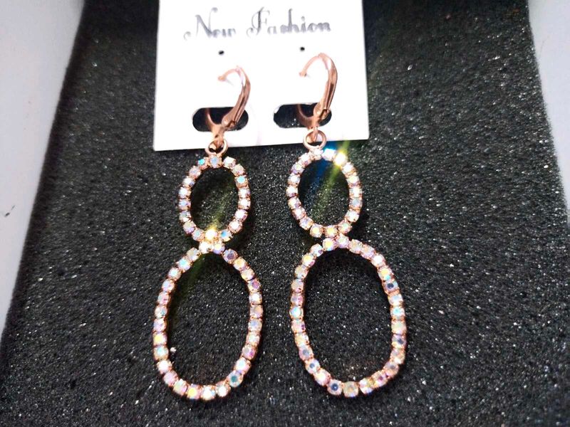 Elegant Crystal Drop Earrings