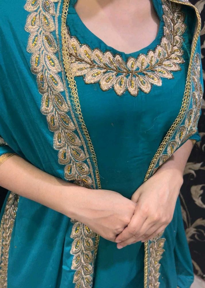 Teal Embroidered suit