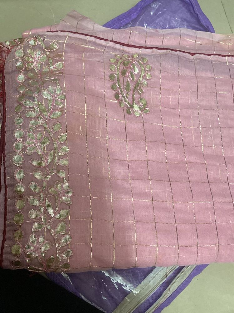 Beautiful Saree Without Blouse
